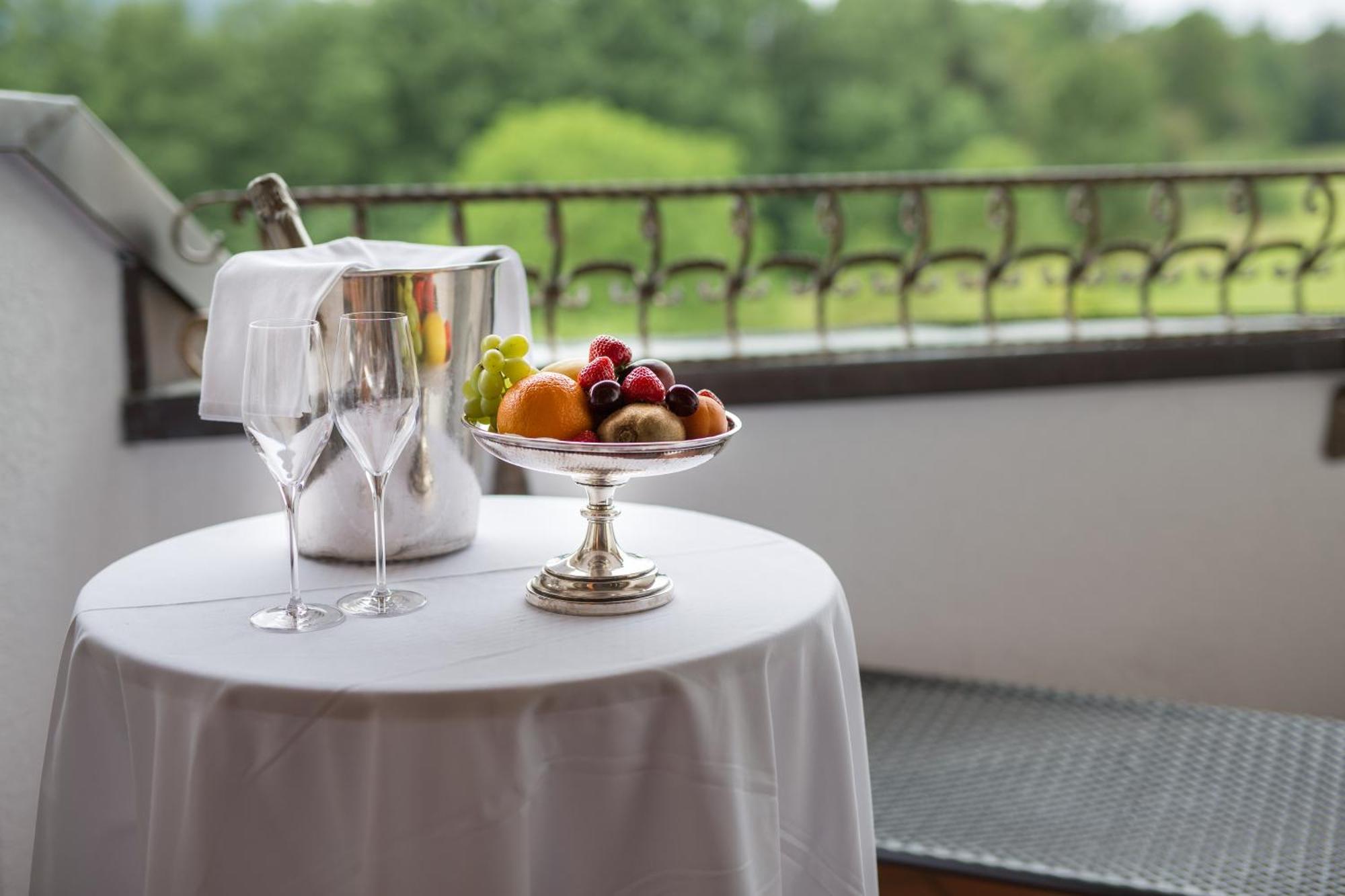 Hotel Restaurant Vinothek Lamm Bad Herrenalb Zewnętrze zdjęcie