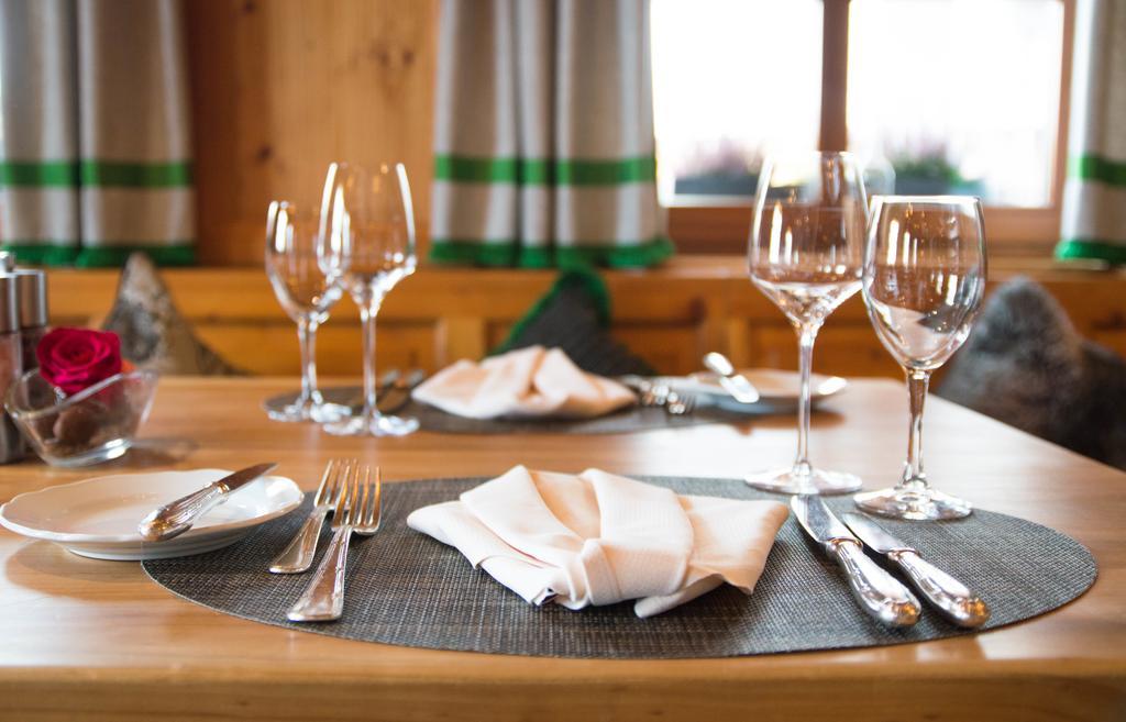 Hotel Restaurant Vinothek Lamm Bad Herrenalb Zewnętrze zdjęcie