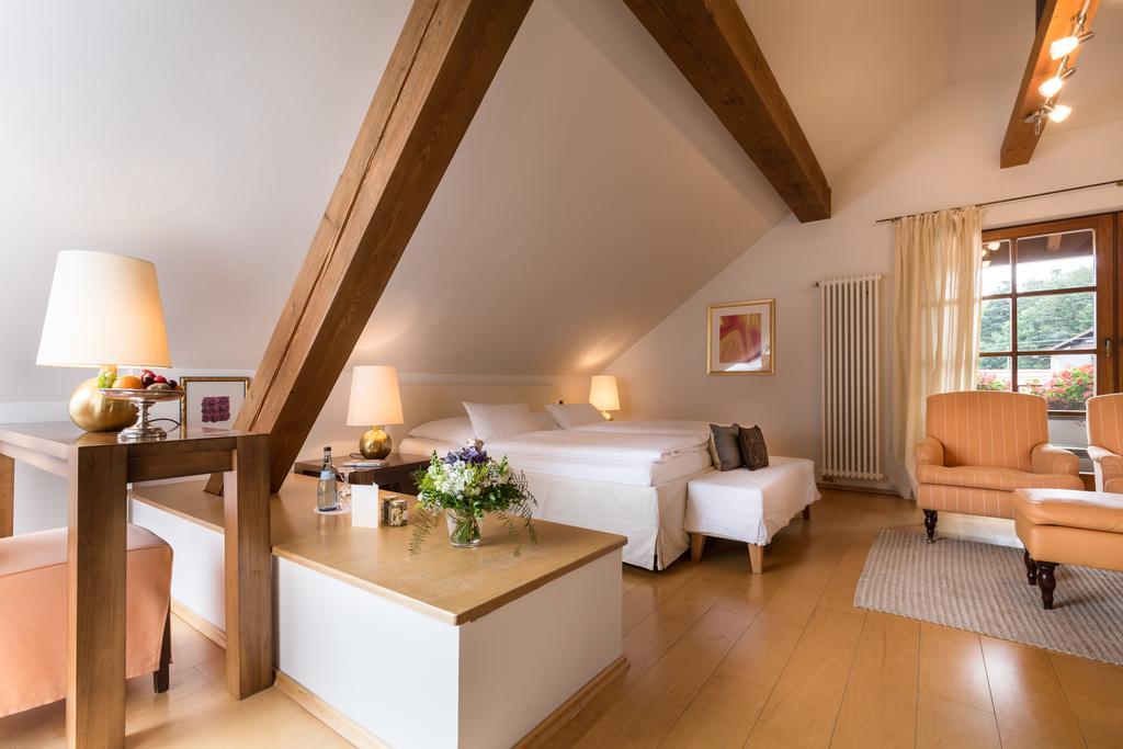 Hotel Restaurant Vinothek Lamm Bad Herrenalb Zewnętrze zdjęcie