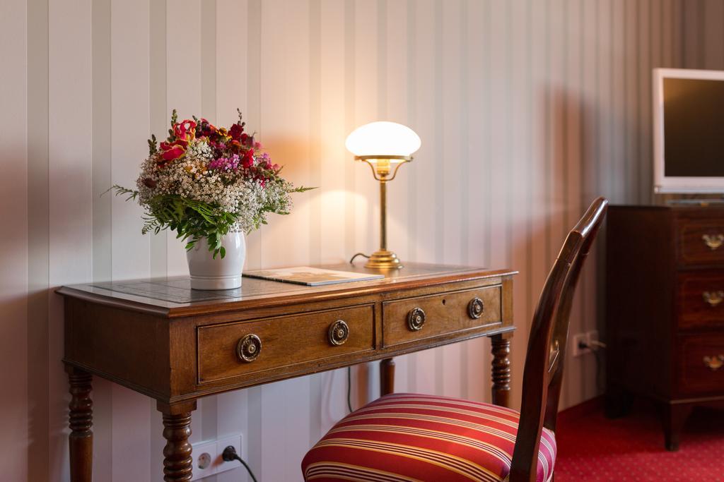 Hotel Restaurant Vinothek Lamm Bad Herrenalb Zewnętrze zdjęcie