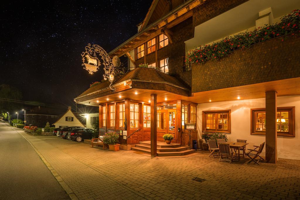 Hotel Restaurant Vinothek Lamm Bad Herrenalb Zewnętrze zdjęcie