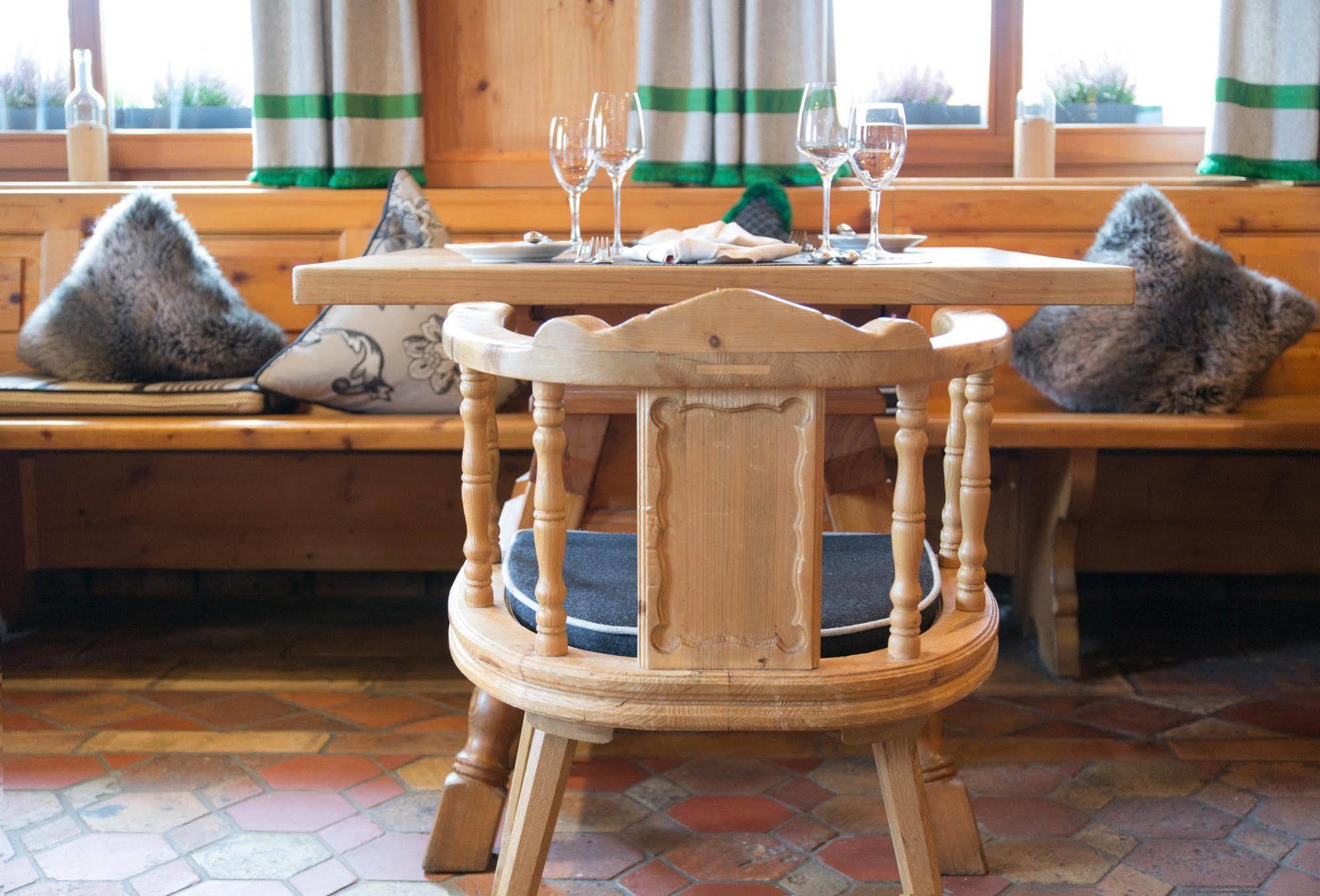 Hotel Restaurant Vinothek Lamm Bad Herrenalb Zewnętrze zdjęcie